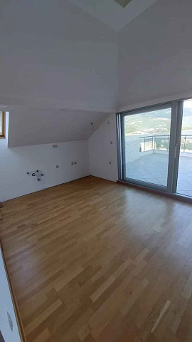 Zwei -Schlafzimmer -Wohnung in Budva in der Nähe der Altstadt